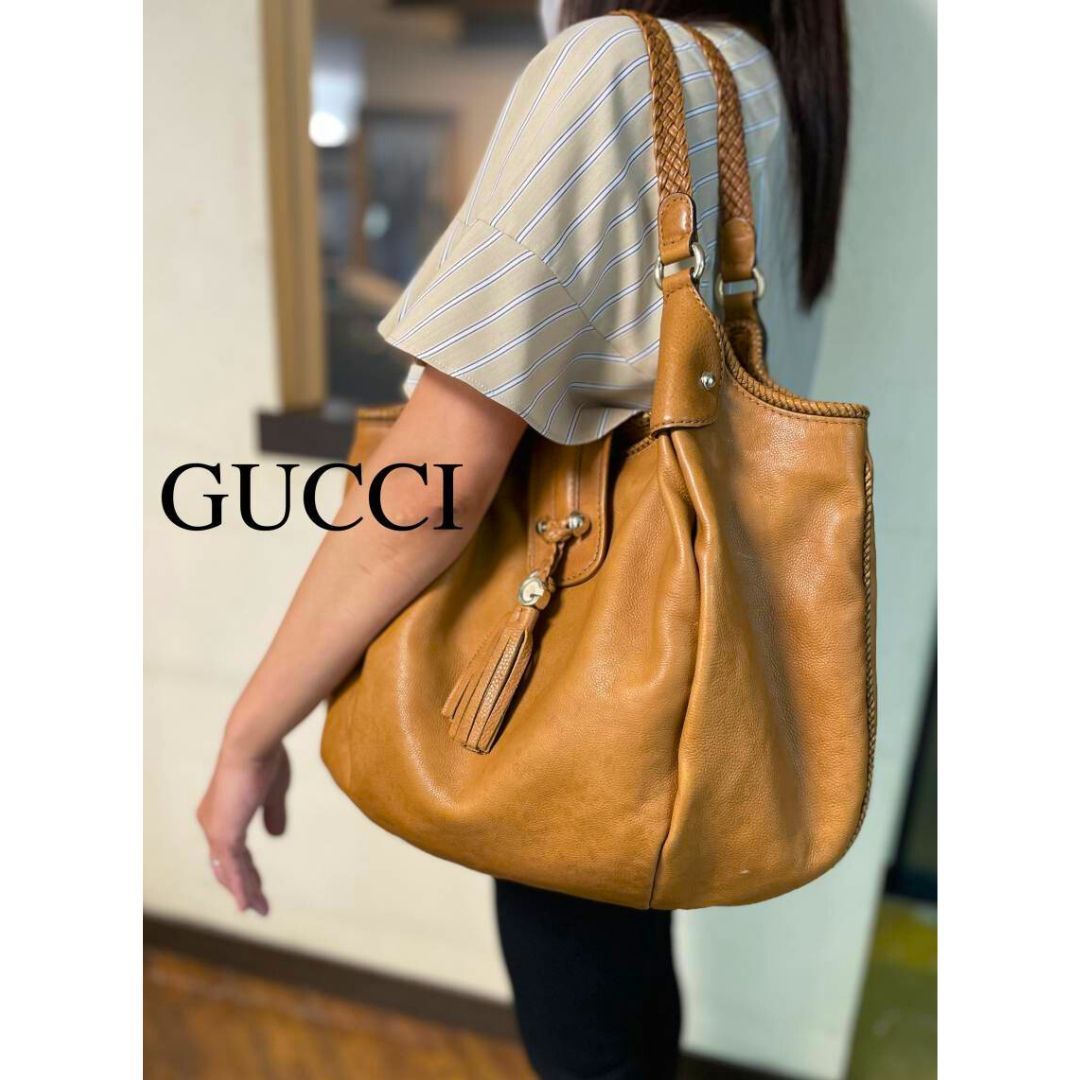 GUCCI グッチ マラケシュ フリンジ レザー　トートバッグ GUCCI グッチ マラケシュ フリンジ レザートートバッグ