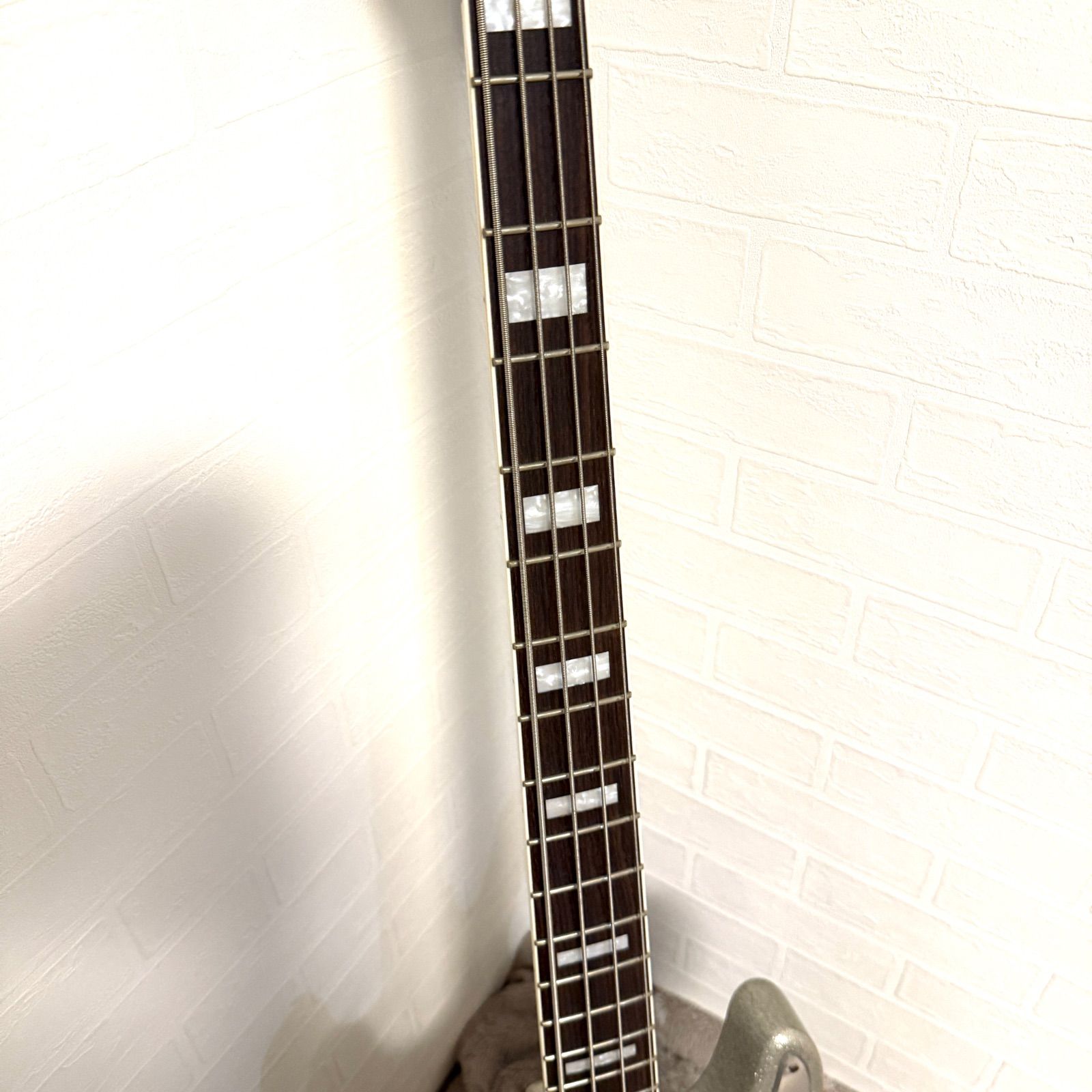 GrassRoots G-AK-70 シド明希モデル エレキベース シルバースパークル