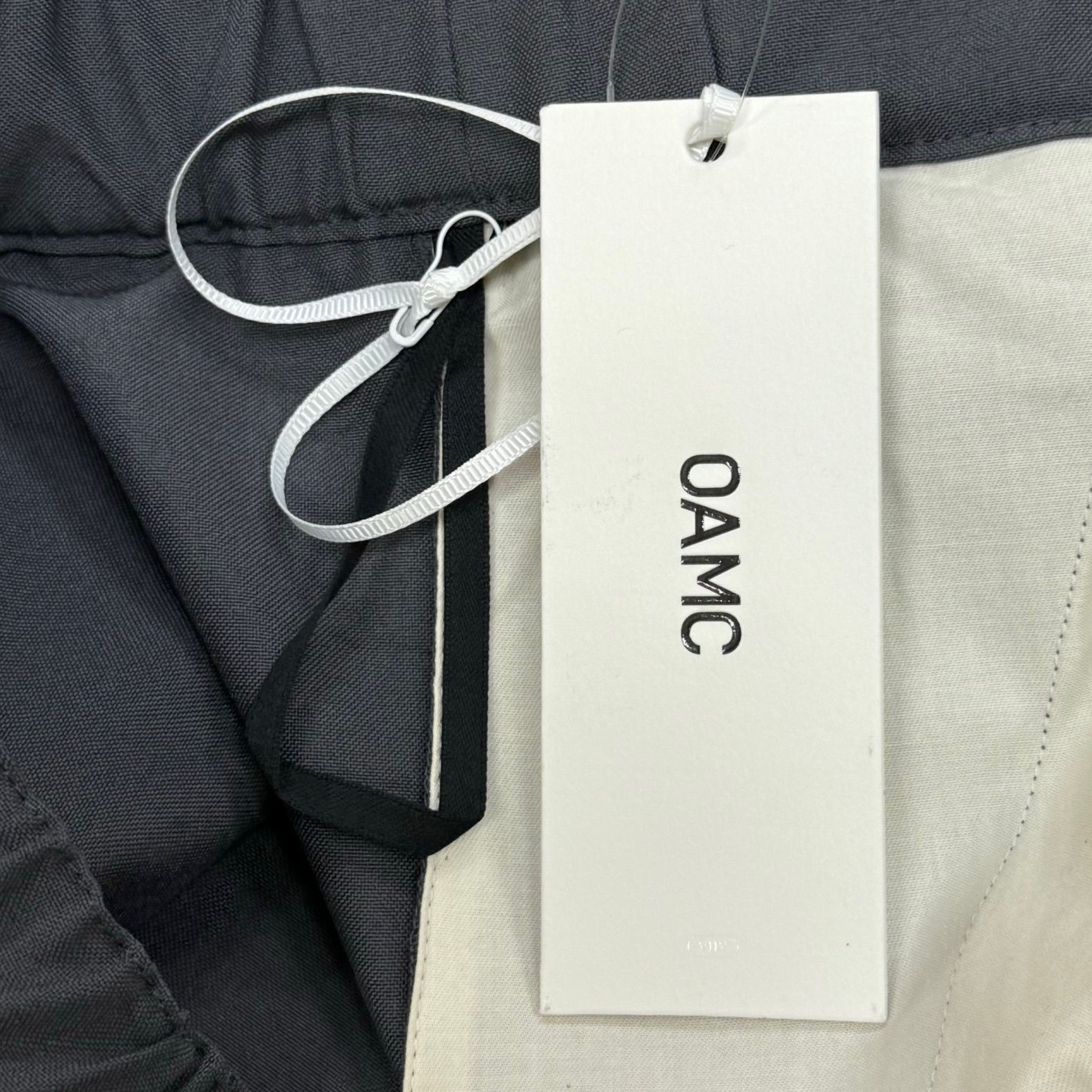 新品 定価66000円 OAMC 24SS Sport Pants BASE PANTS スポーツパンツ ベースパンツ オーエーエムシー  24E28OAU88 グレー M 68314A6 - メルカリ