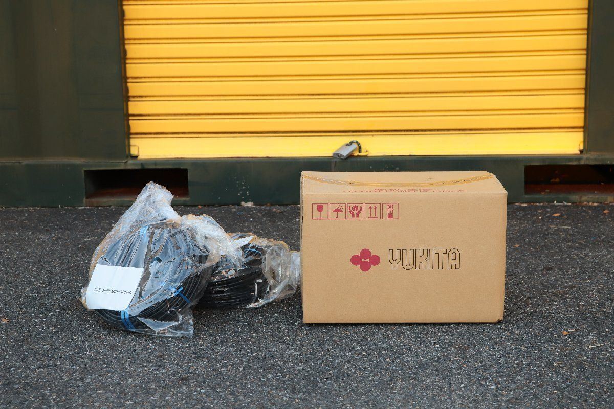 QCELLS 片端MC4コネクタ付延長ケーブル HNW-MC4-CHN40 2個入り 沖縄 離島 配送不可 併 KG54