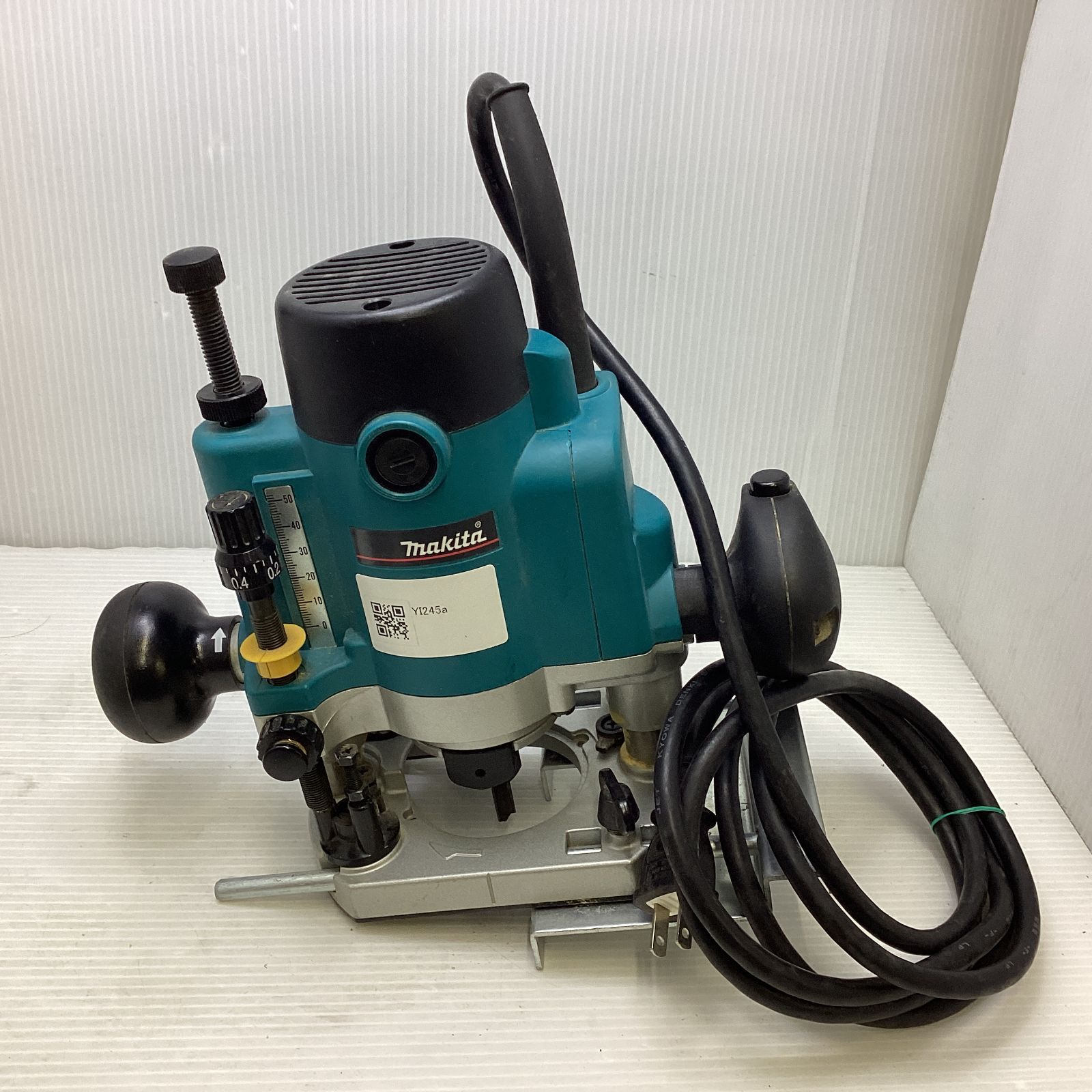 マキタ 8mmルーター RP0910 MAKITA マキタ ルーター 付属品完備 マキタ 8mmルーター RP0910 MAKITA マキタ ルーター 付属品完備