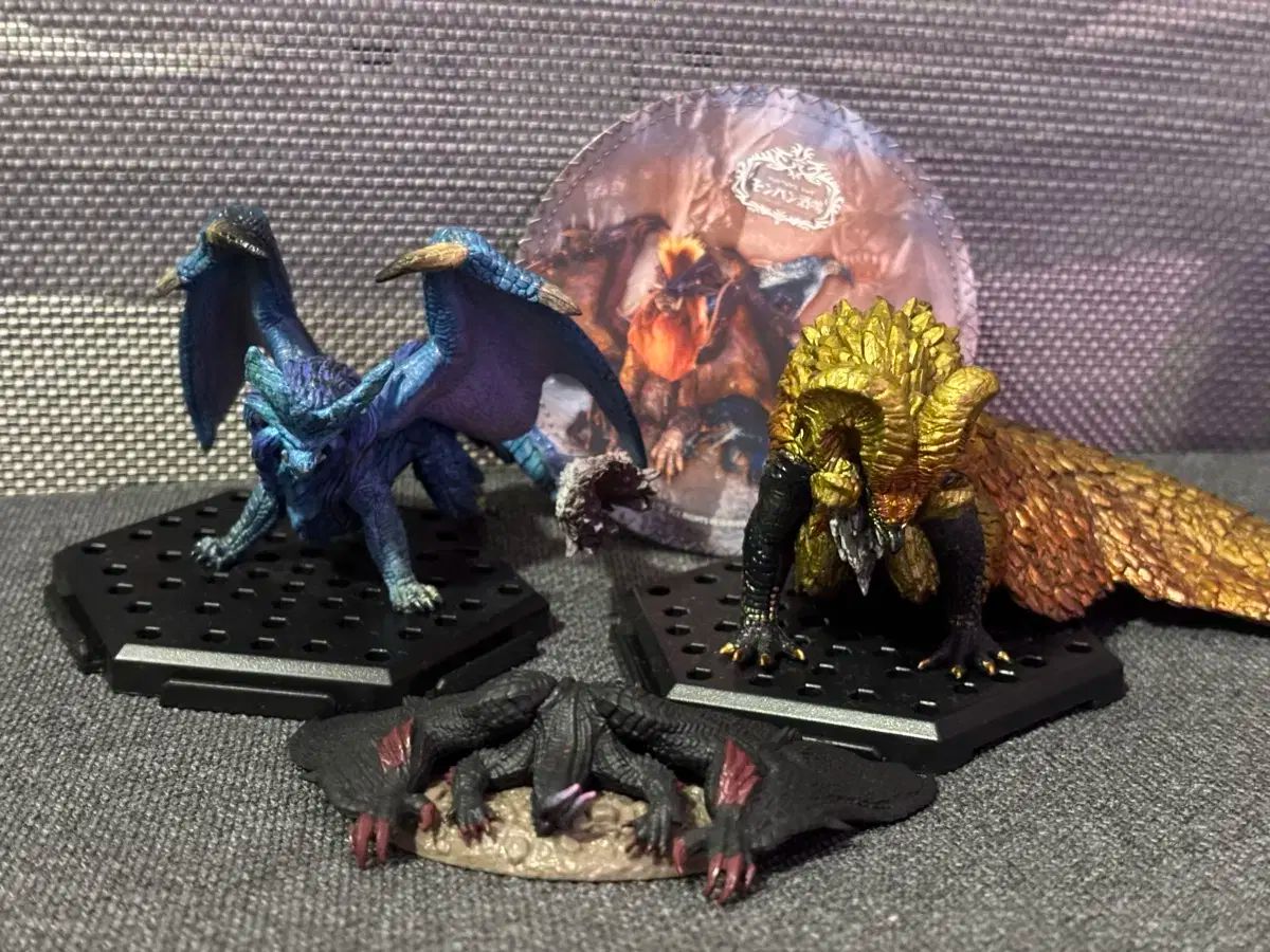 モンハンフィギュア3点セット モンスターハンター フィギュア セット