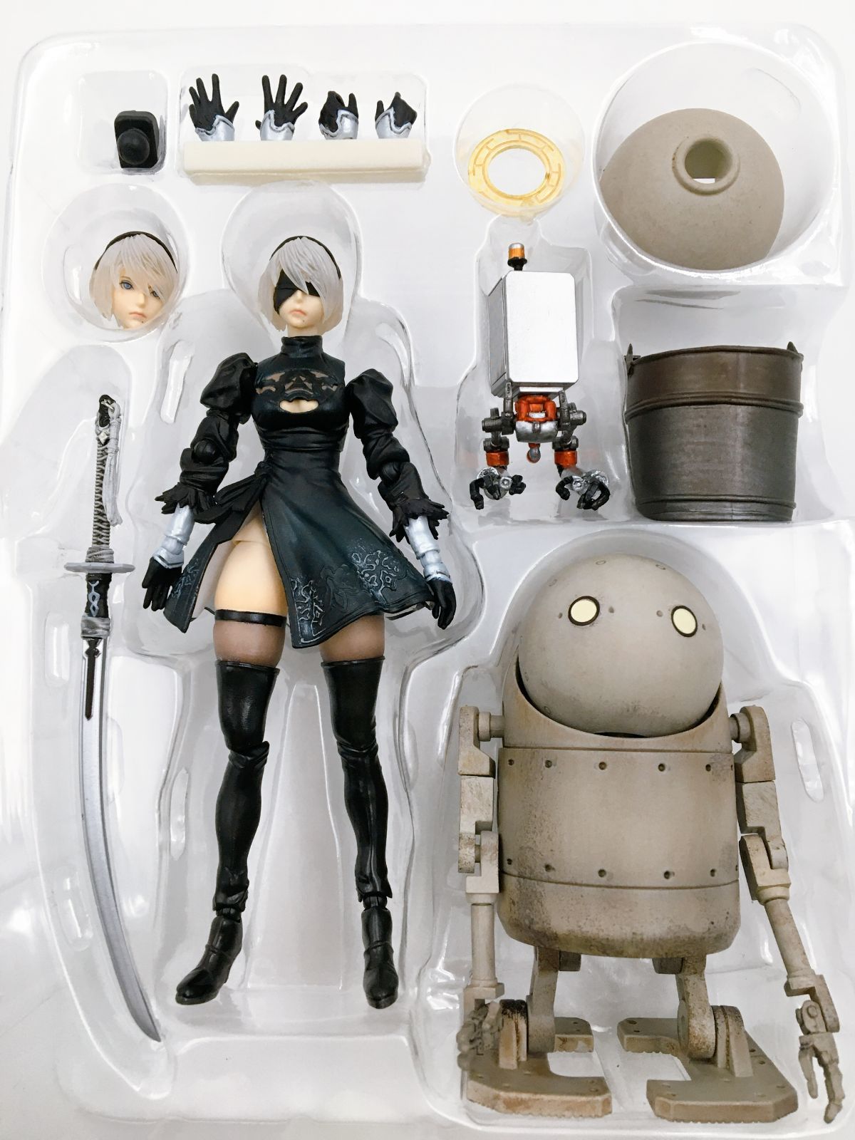 ニーアオートマタ　ニーアレプリカント　2B　A2　機械生命体　フィギュア ニーアオートマタ ニーアレプリカント 2B A2 機械生命体 フィギュア