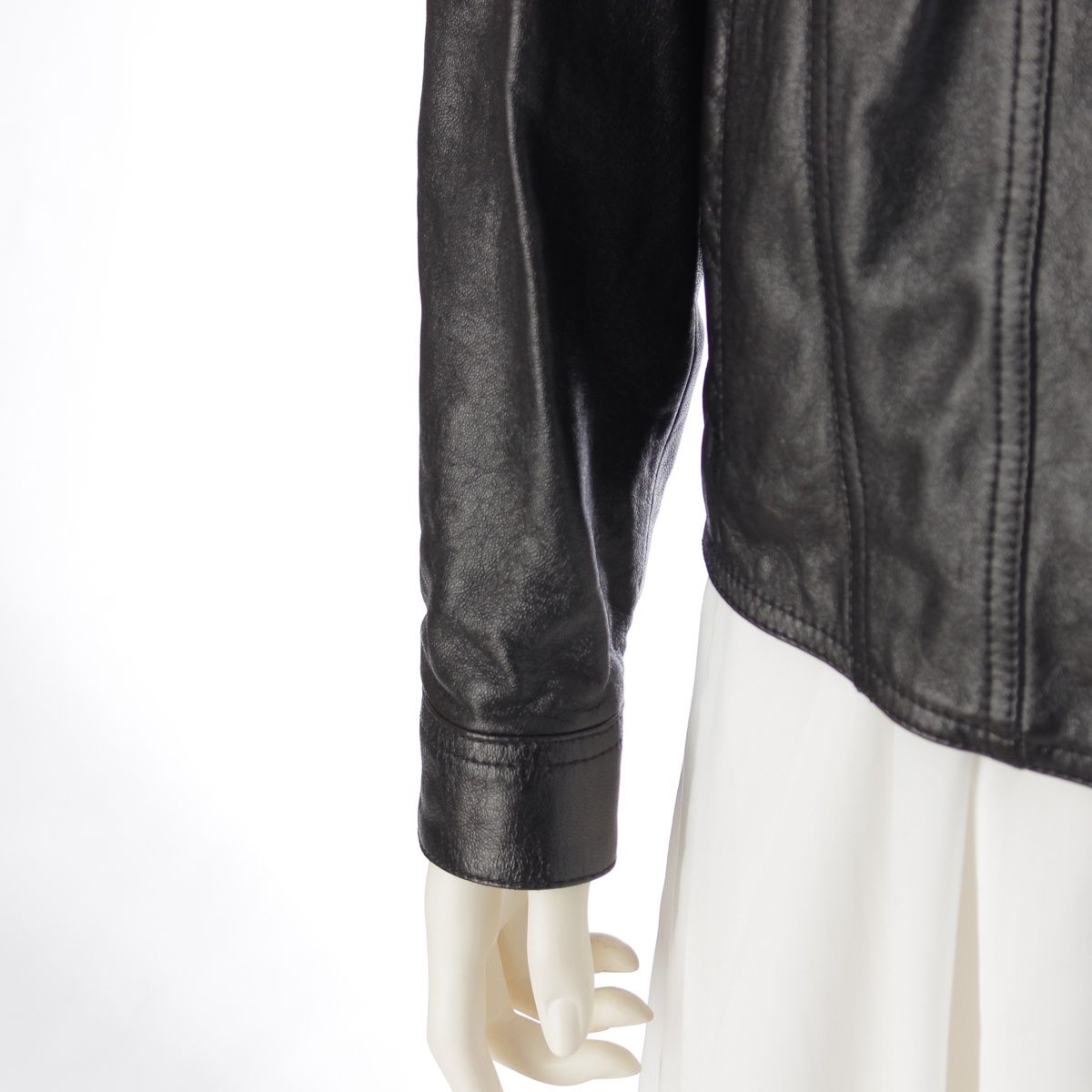 金ボタン フード