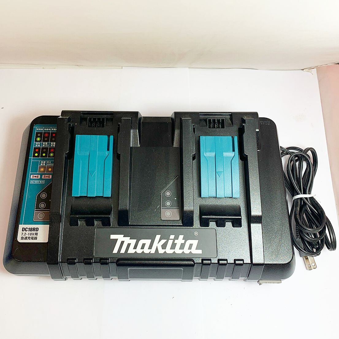 ♭♭MAKITA マキタ 2口急速充電器 本体のみ DC18RD - メルカリ