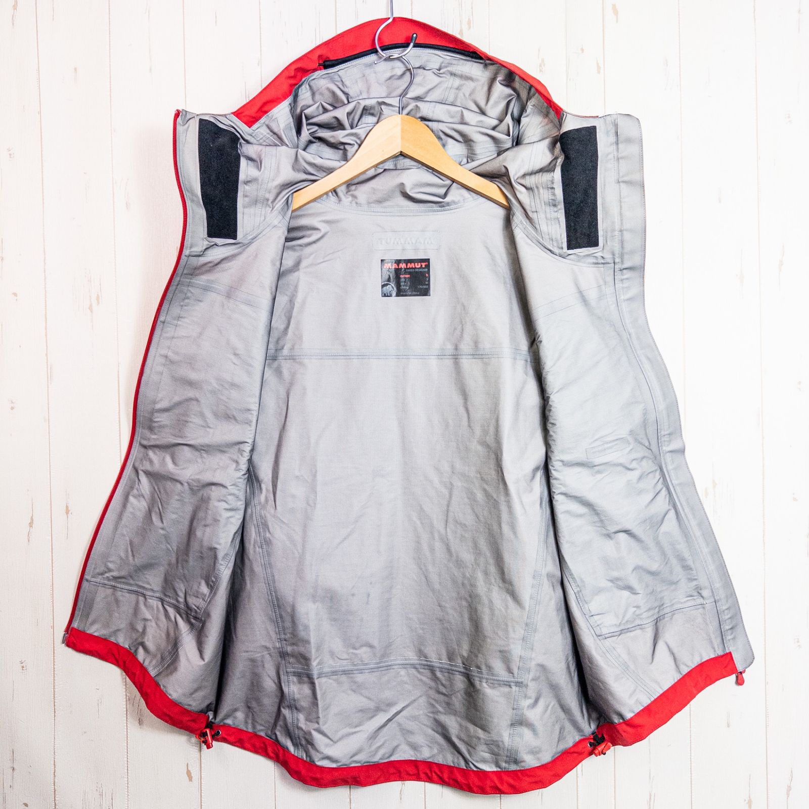MAMMUT マムート マウンテンジャケット　GORE-TEX サンダーストーム MAMMUT マムート マウンテンジャケット GORE-TEX サンダー