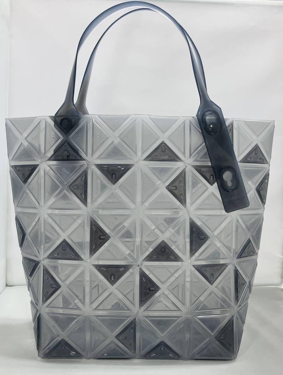 BAOBAO ISSEY MIYAKE DAZZLE クリアトート 美品 バオ バオ イッセイ ミヤケが新作バッグシリーズ「DAZZLE」を