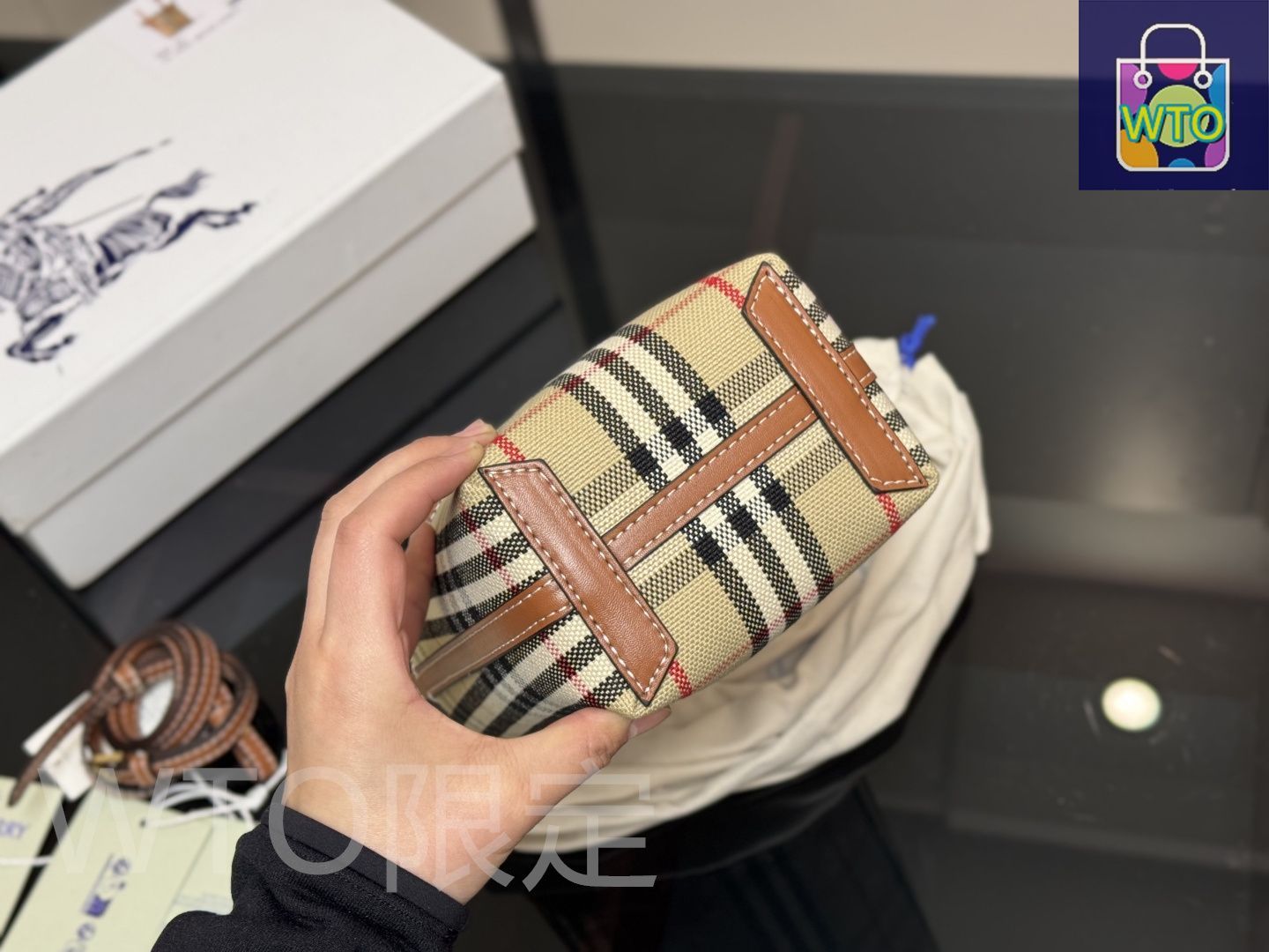 今日特価】Burberry キッズ トートバッグ 12×17cm-WTO輸入