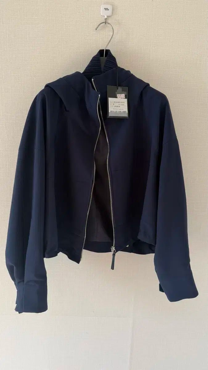 ♥品 ザアイコレクションフード付きジャンパー Zigot Stahl