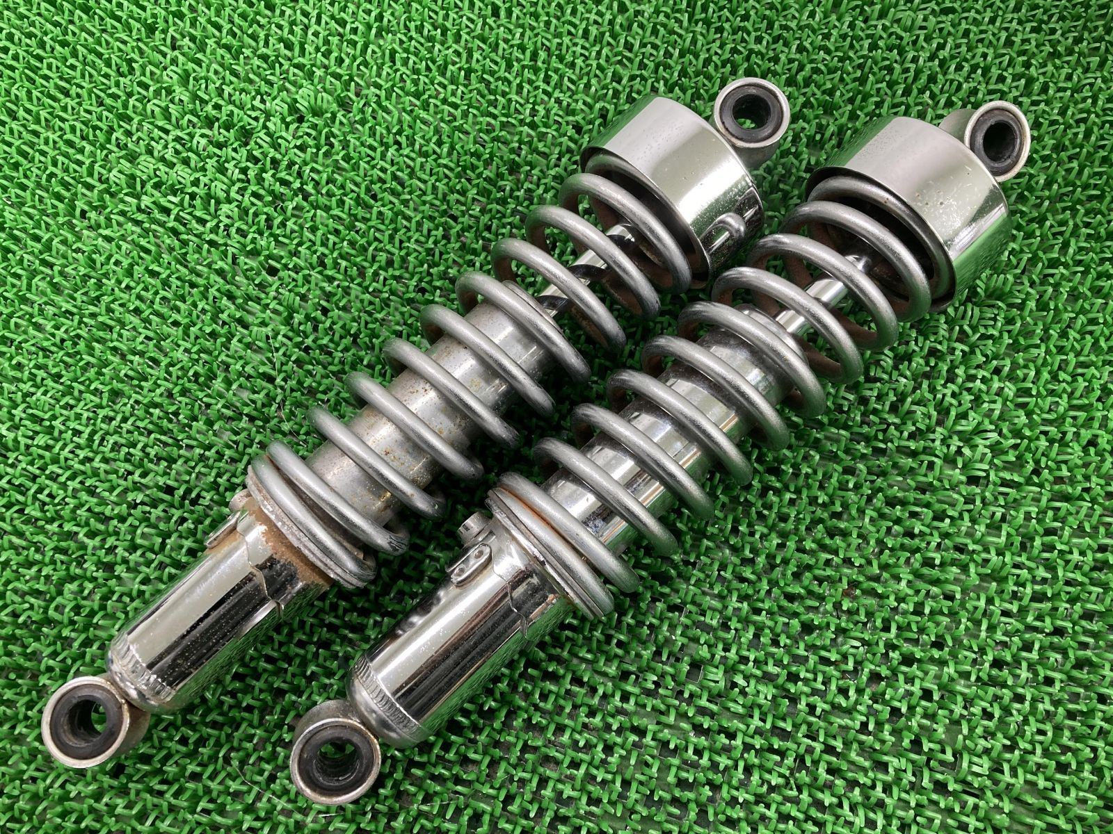 美品 錆ほぼなし SR400 SR500 ヤマハ純正 リアサスペンション 2025年