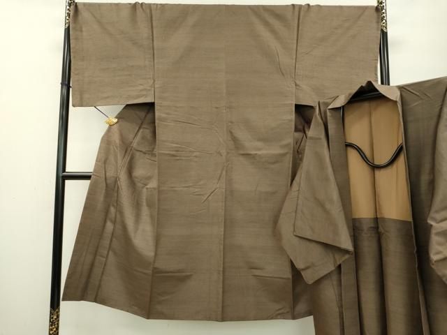 平和屋着物男性　紬　アンサンブル　銀煤竹色　正絹　逸品　DAAM2111fe