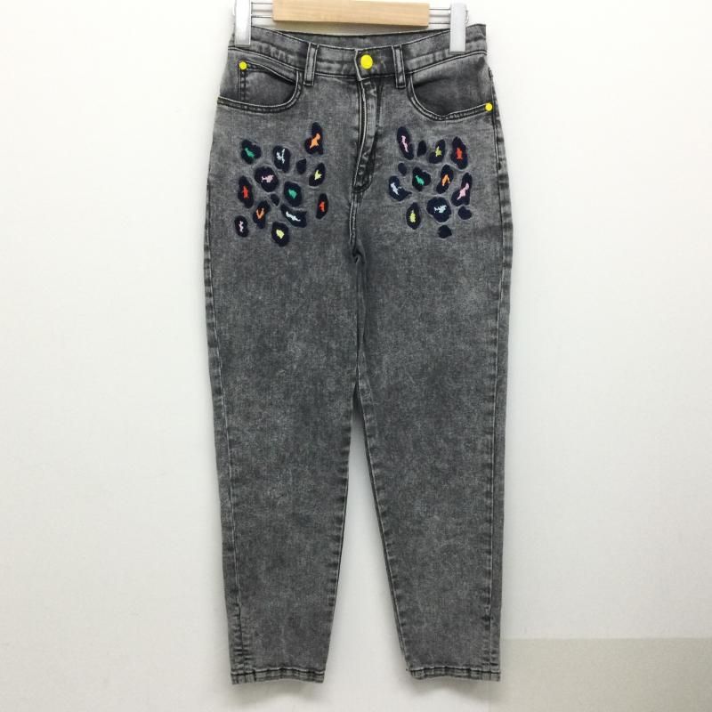 MARCJACOBS マークジェイコブス パンツ デニム、ジーンズ 刺繍入り ウォッシュ加工