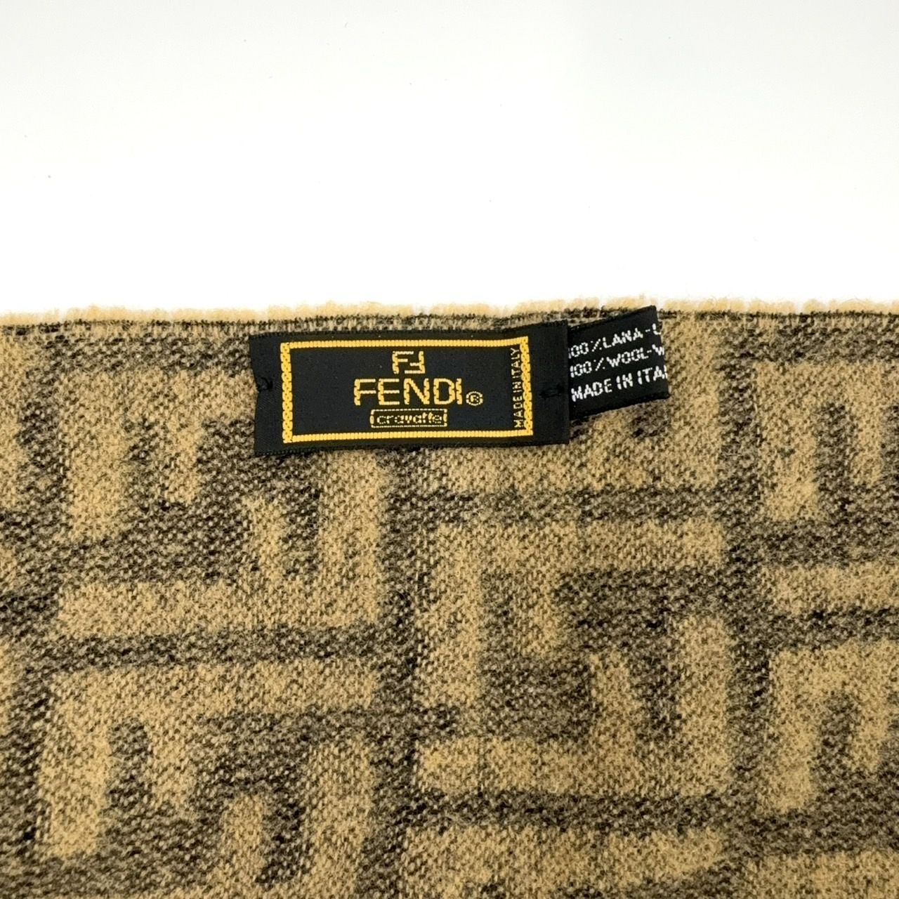 極美品 FENDI フェンディ ズッカ FF柄 ブラウン ウール マフラー FENDI フェンディ ズッカ FF ロゴ マフラー ストール ショール