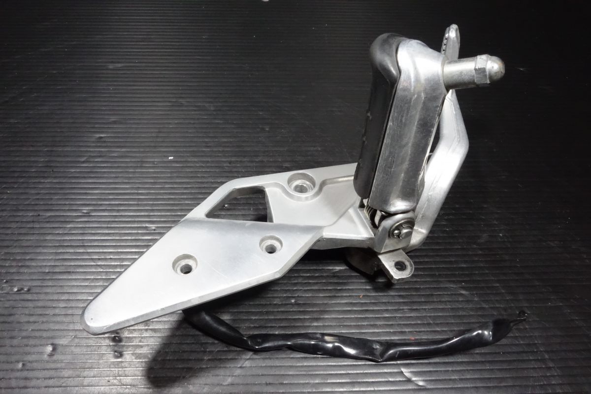 メインステップ ブレーキペダル シフトペダル チェンジペダル ホンダ 純正 CB1300SF SC54 R20250915
