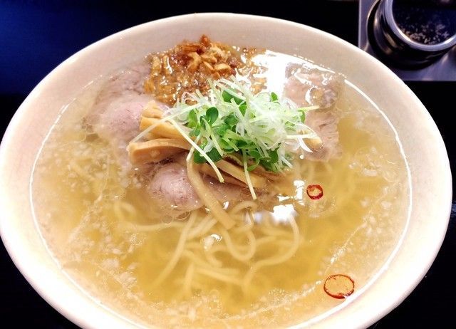 大特 激安 激レア さがんもんの 激から とんこつ ラーメン からかよ