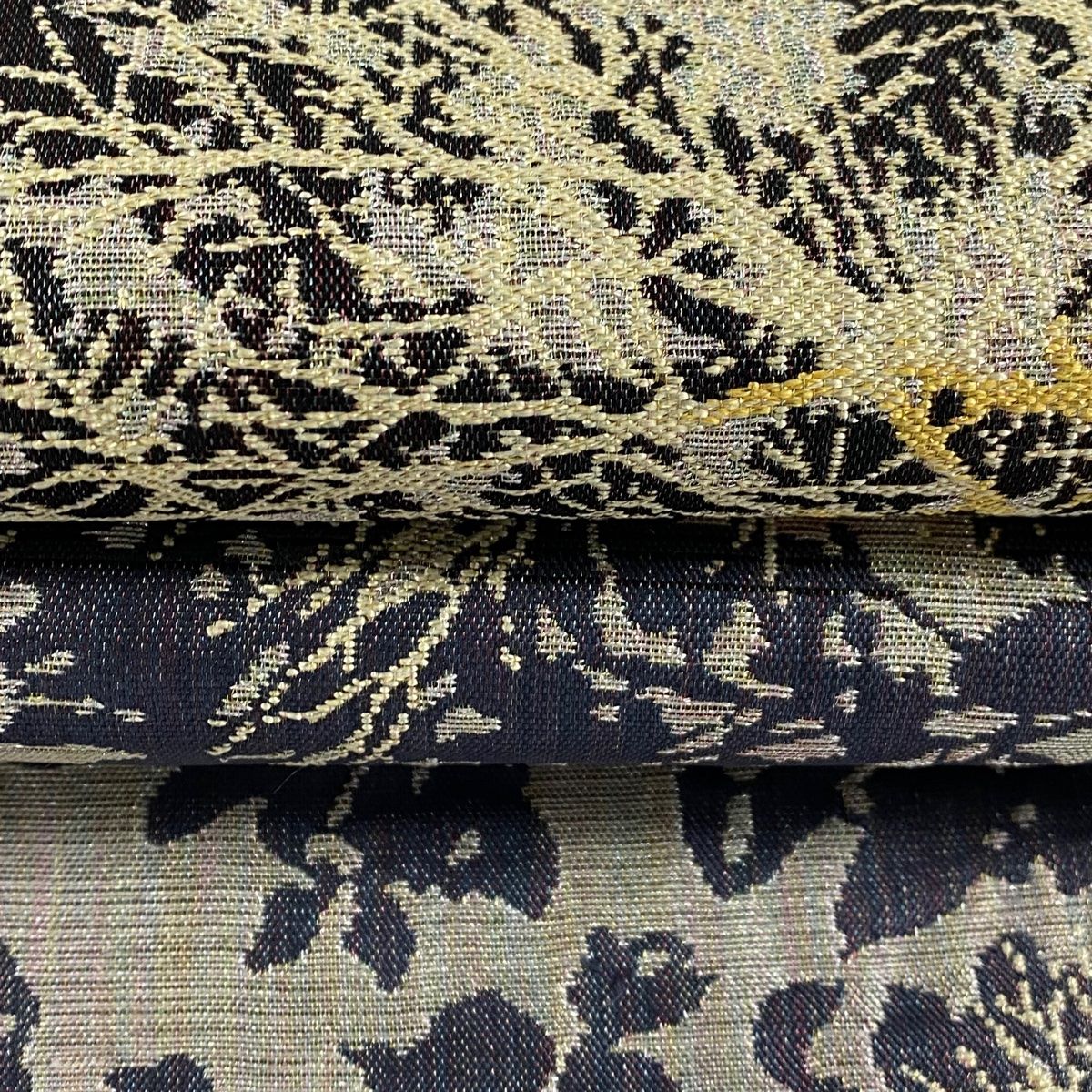 袋帯 美品 名品 樹木 シルエット 金銀糸 箔 銀色 六通 正絹