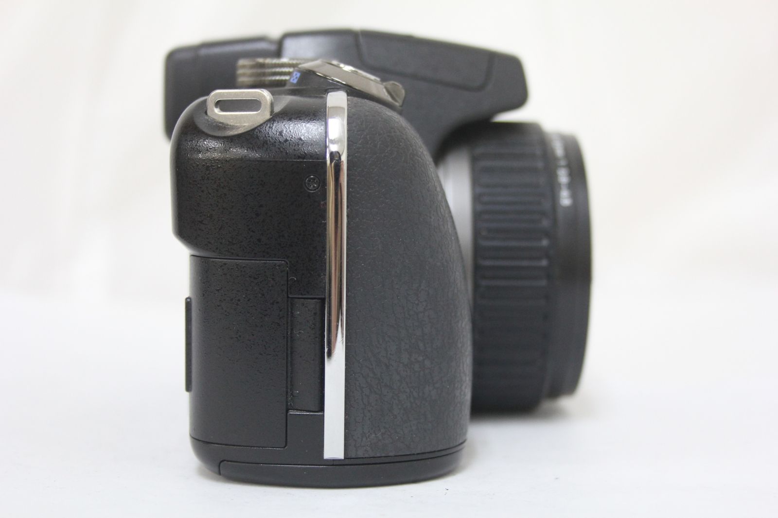 【完動品】OLYMPUS SP-565UZ デジタルカメラ 単3電池 OLYMPUS オリンパス SP-565UZ デジカメ 動作確認済 単3電池