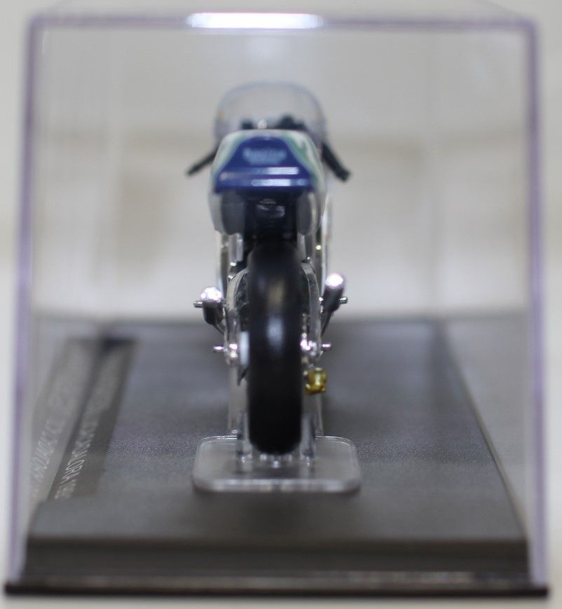 USED 1/24 チャンピオンバイクコレクション ホンダ NSR250 LUCA