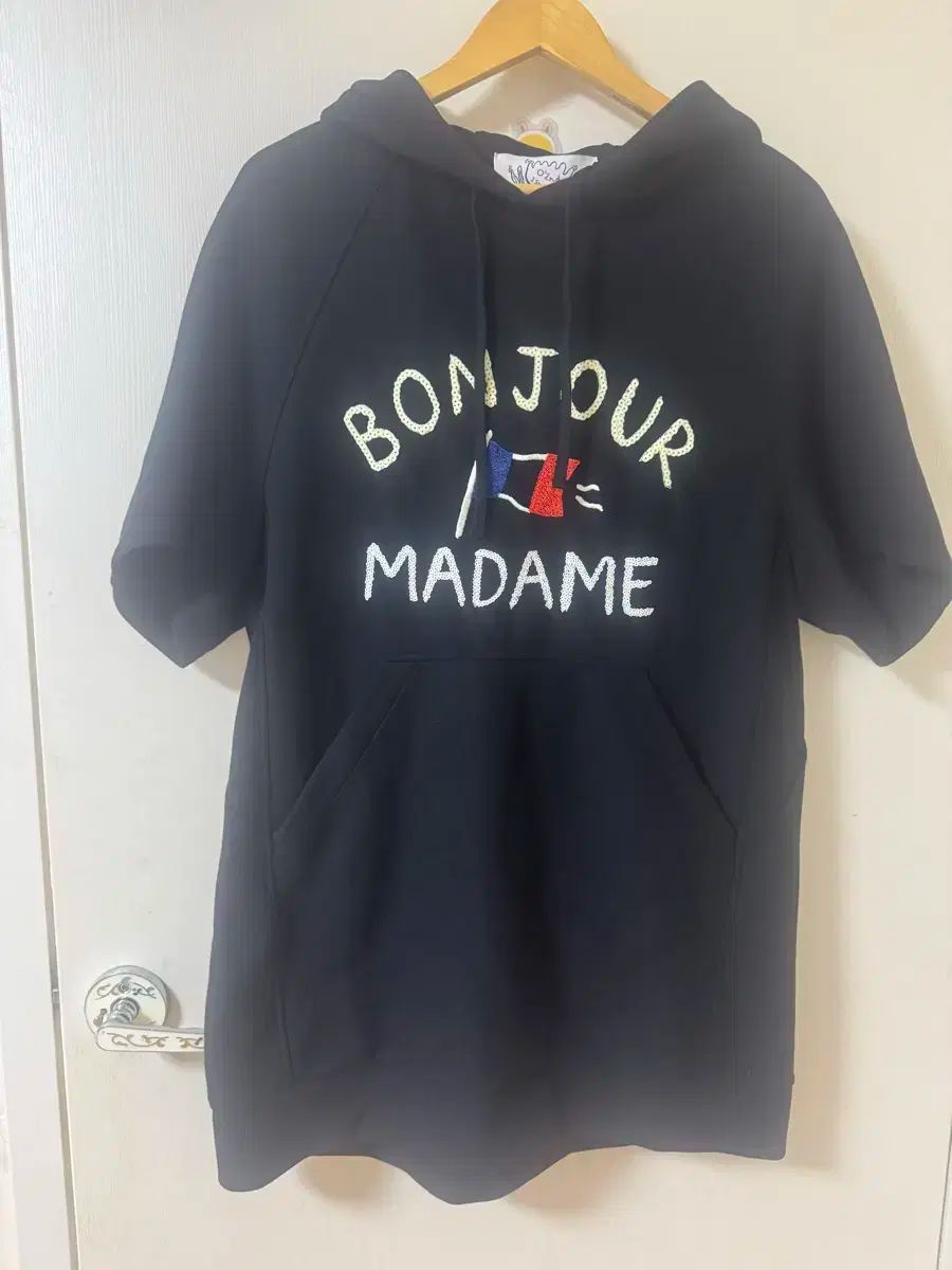 The HANDSOME O 2nd オッズセカンド 入札 刺繡 半袖 フード ワンピース