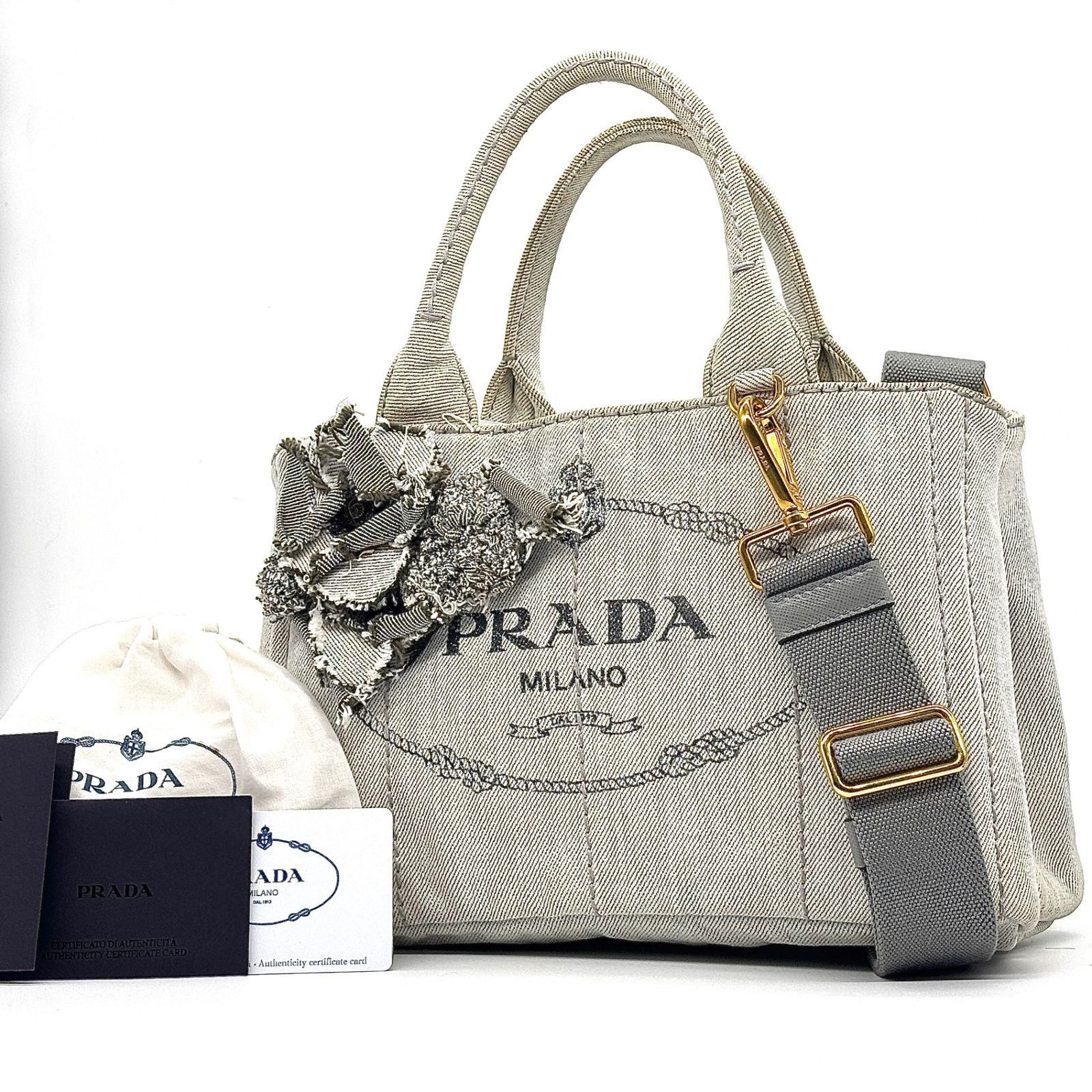 注文割引 大人映え×洒落感】 PRADA ロゴ ショルダーバッグ カナパ プラダ バッグ