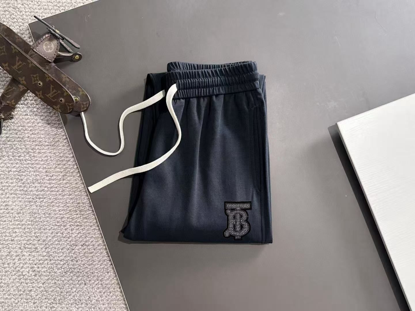 今日 BURBERRY 2025SS ロゴ カジュアルパンツ DECORATOM_COM_BR