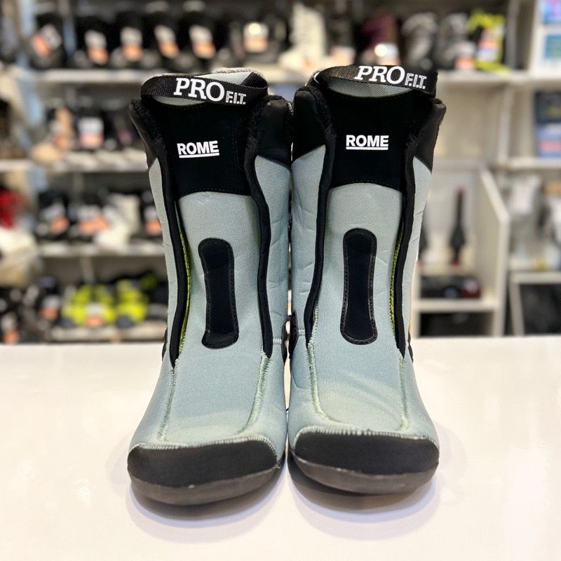 Salomon MANTIS BOA スノーボードブーツ 28.5cm ☆SALOMON 還っ サロモン スノーボードブーツ MANTIS 26.5cm 格安