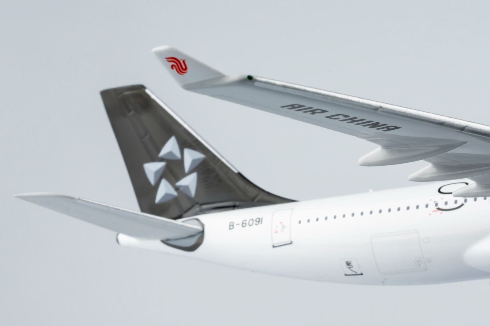 NGmodel 中国国際航空 A330-200 B-6091 1/400 61078 - メルカリ