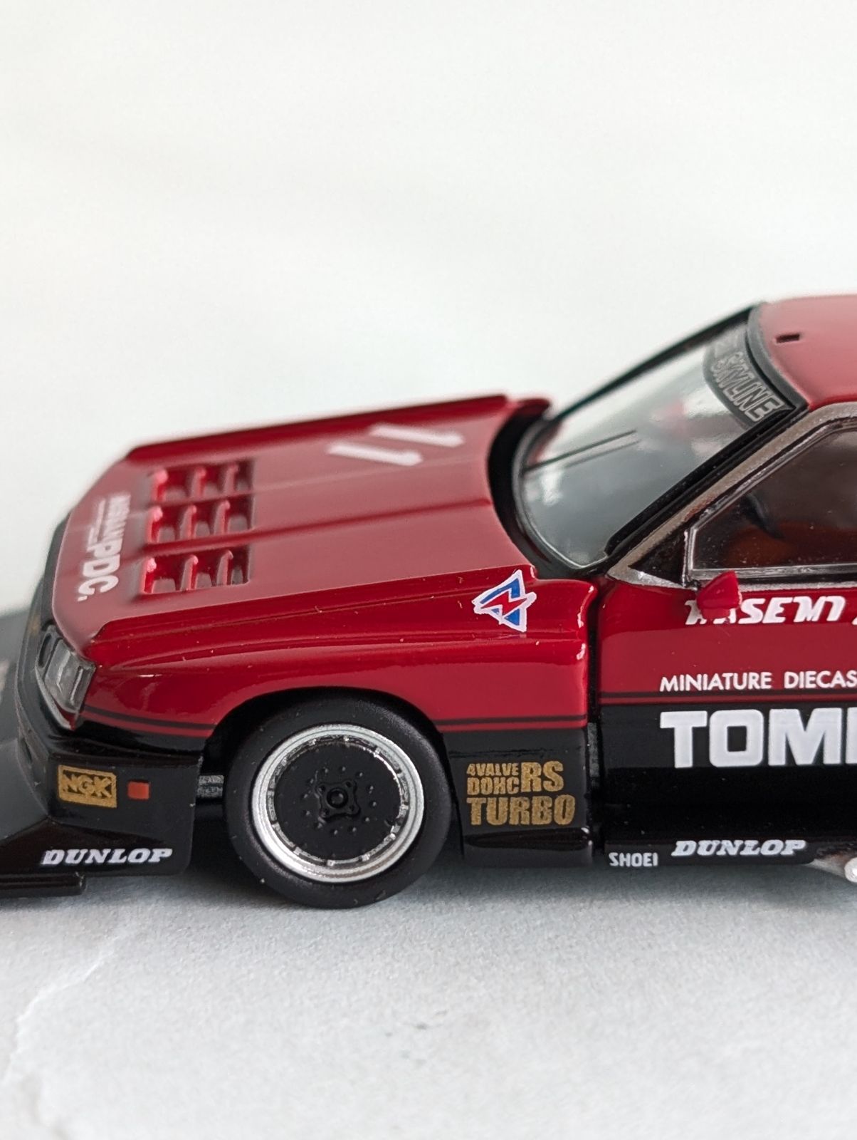 トミカリミテッド ヴィンテージ ネオ 1/64 スカイラインスーパー