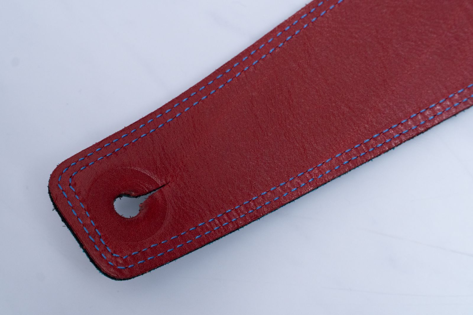 Straps |