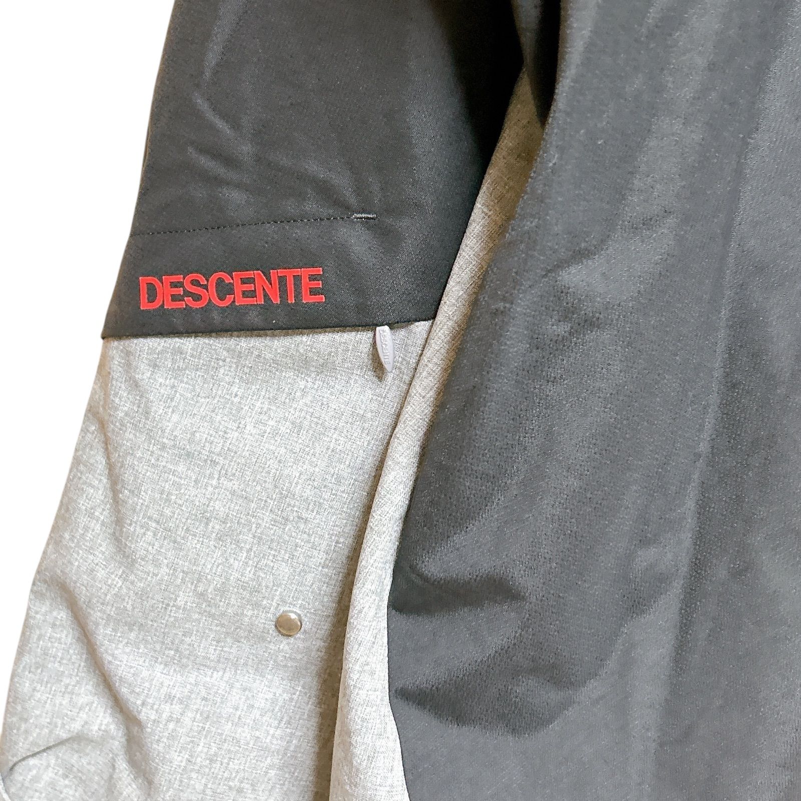 ジャケット S.I.O