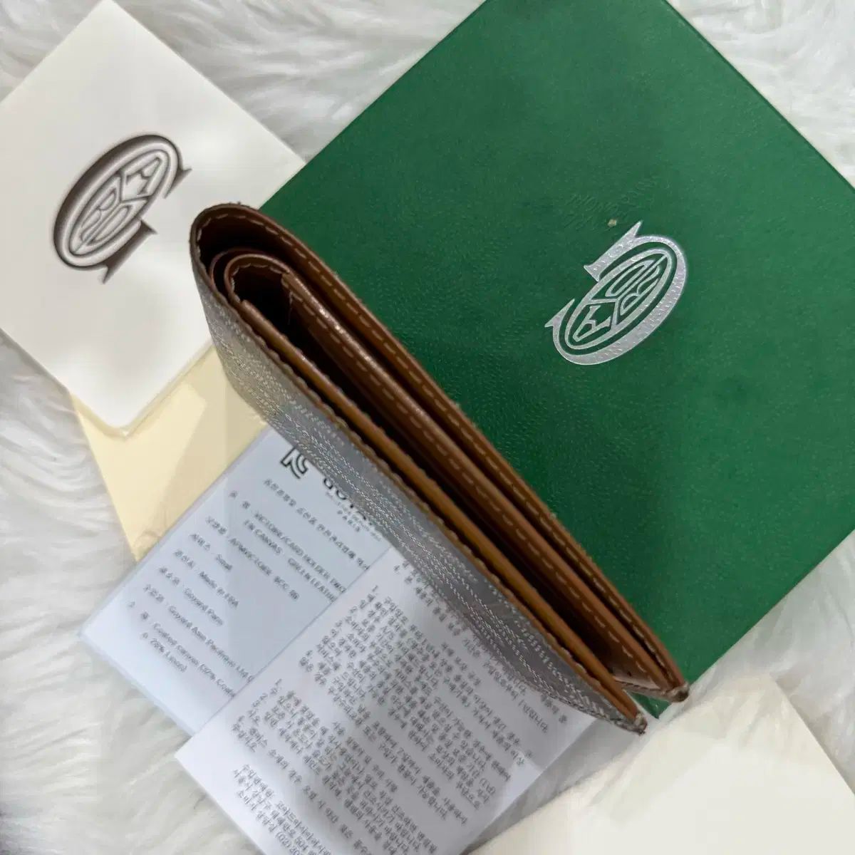 すぐ届く【GOYARD/ゴヤール】ヴィクトワール ウォレット カーキ GOYARD ≪新品≫ ゴヤール 2025年限定 ヴィクトワール