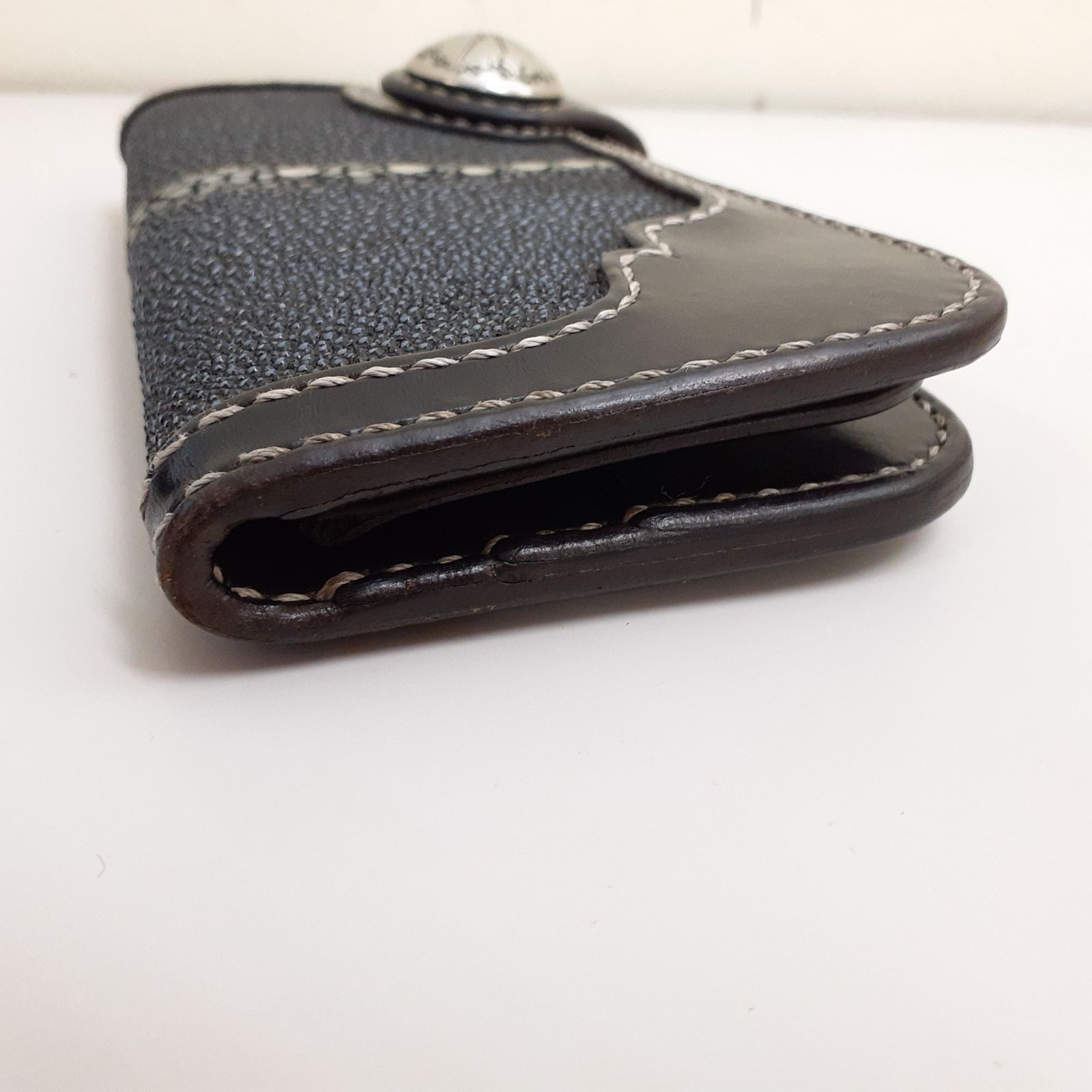 BIG HAND　スティングレイ長財布 未使用 BIGHAND スティングレイ ロングウォレット ／ BIG HAND