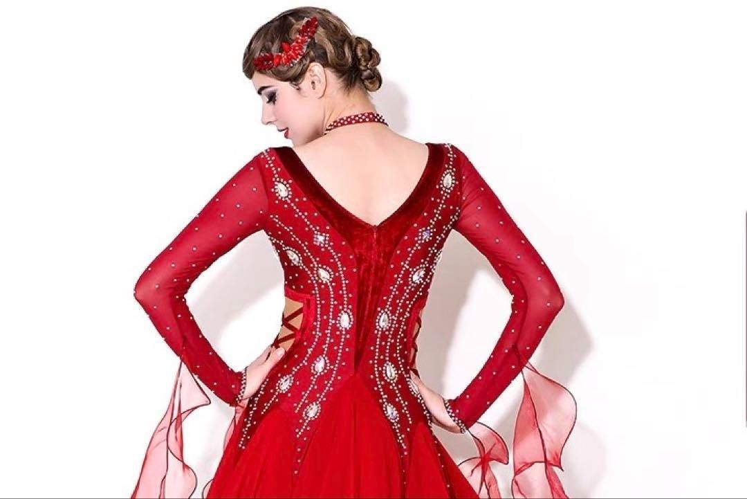 豪華ストーン付きスタンダードドレス★競技会やデモ、パーティーにオススメ！ 新品未使用豪華ストーン付きスタンダードドレス 競技会やデモでも輝く