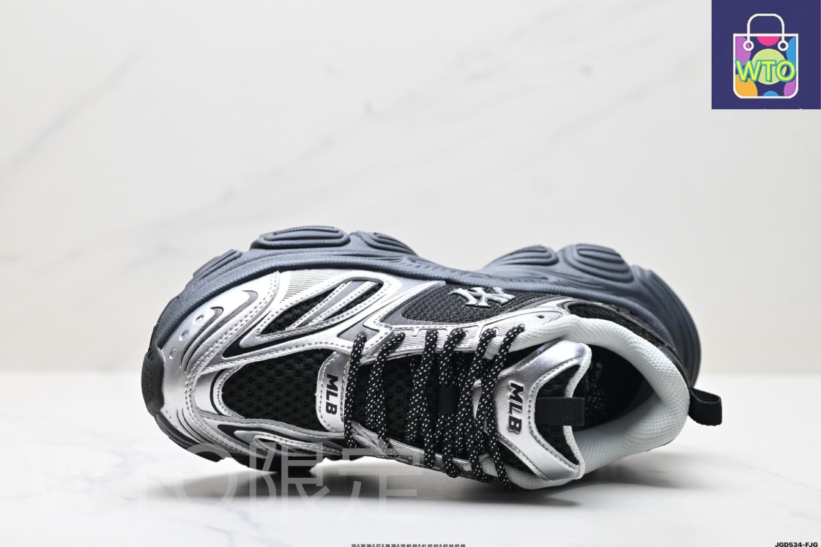 今日 MLB Winner Chunky ユニバーサルで快適なレジャースポーツ系の厚底で身長を上げる効果があり 滑り止めで耐磨耗性のあるロートップのダディーシューズ