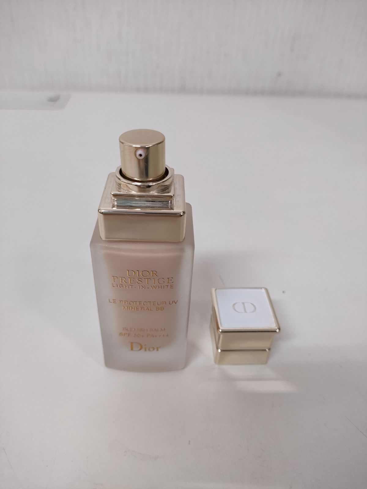 Dior プレステージ ホワイト ル プロテクターUVミネラル BB 00 Dior