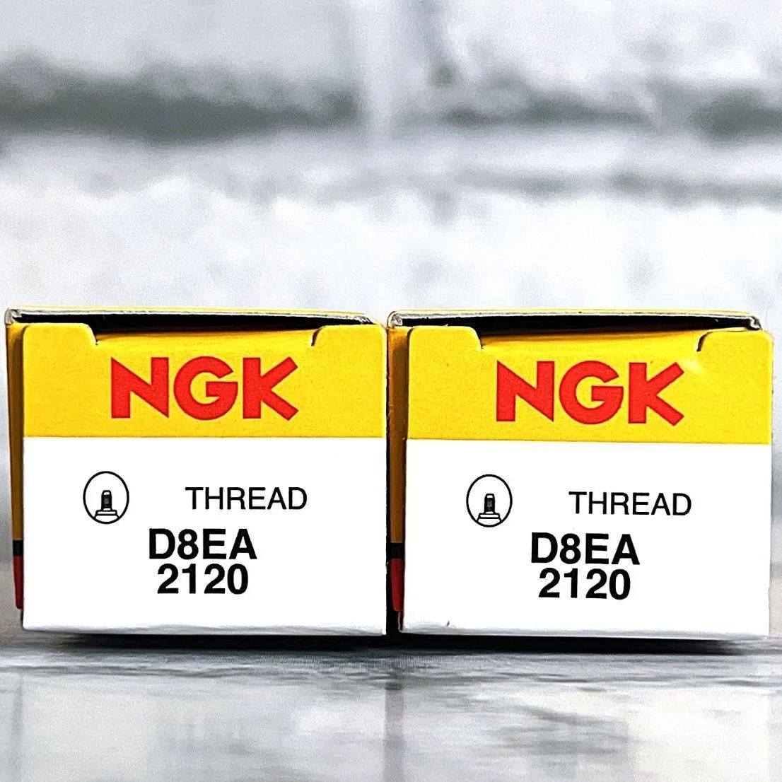 NGK D8EA (2120) 2個セット 新品 送料込 ホンダ ホークCB400N/T/T-AT 