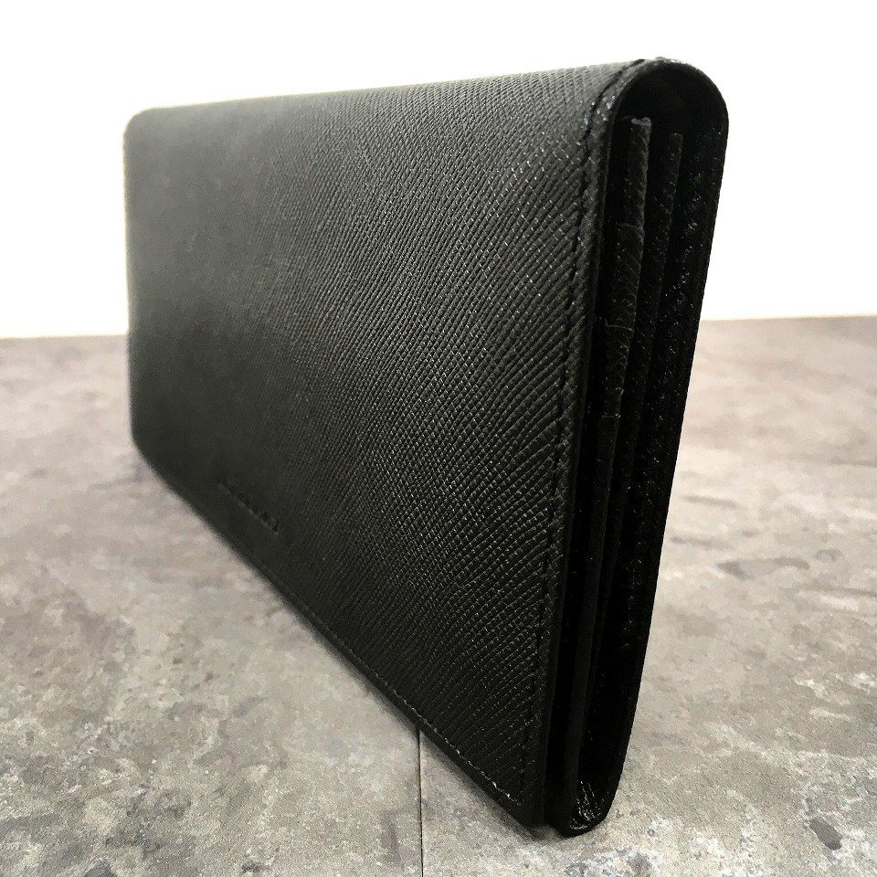  104 み BURBERRY 長財布 ブラック 牛革 ノバチェック き 長財布 小物