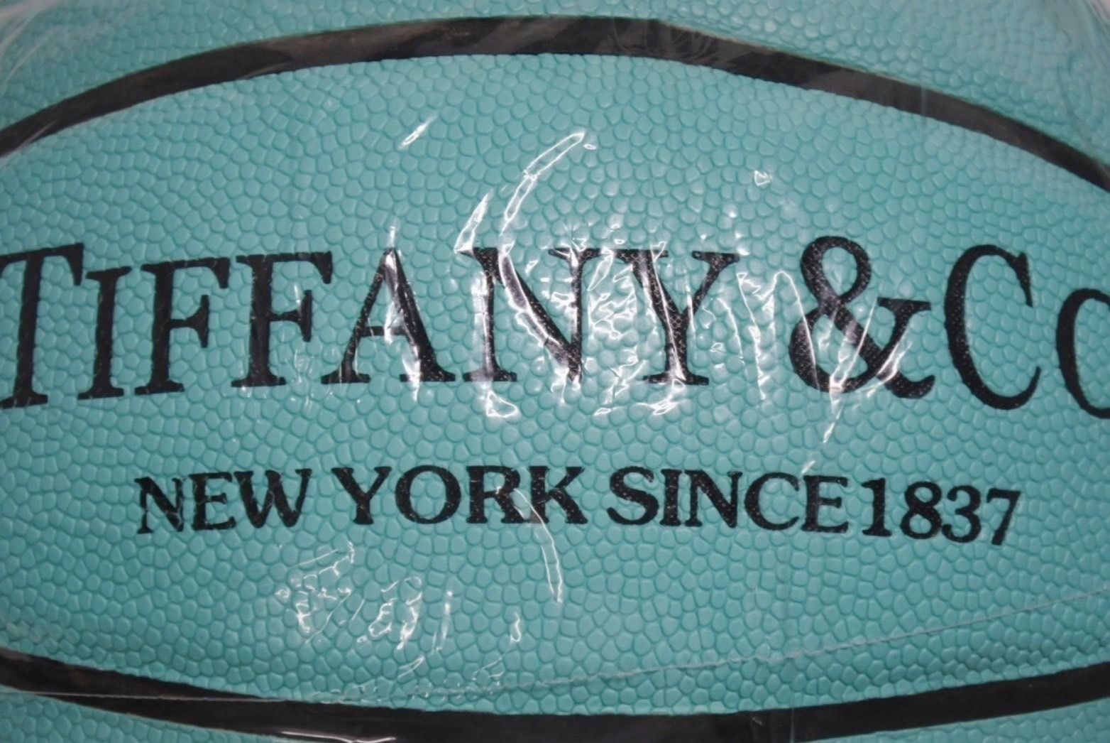 ♥ TIFFANY-Co. × Spalding ティファニー スポルティング バスケットボール インテリア ロゴ ティファニーブルー 合皮 4b006185