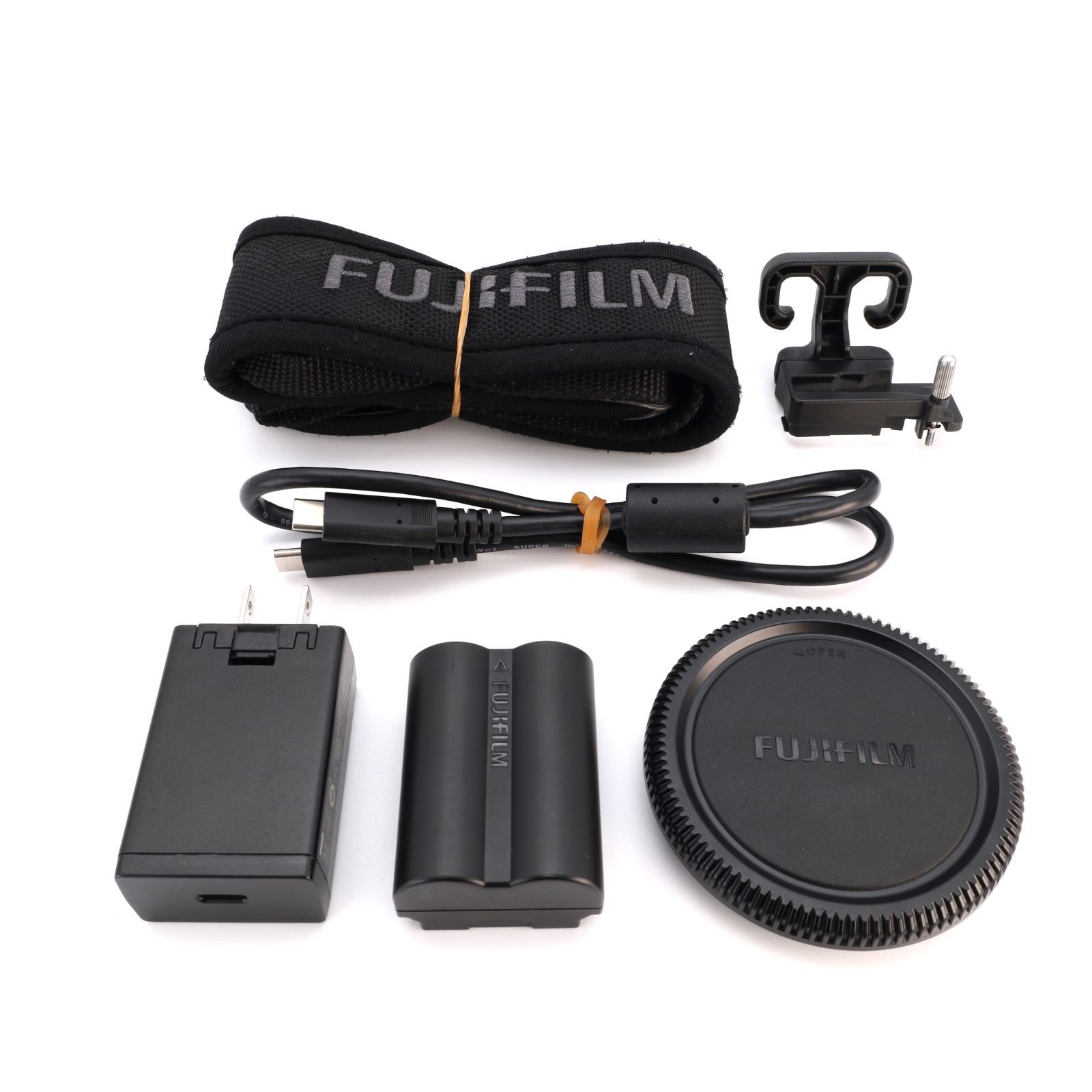 GFX50SⅡ　ボディー Amazon | FUJIFILM GFX 50S II ボディ | コンパクト 通販