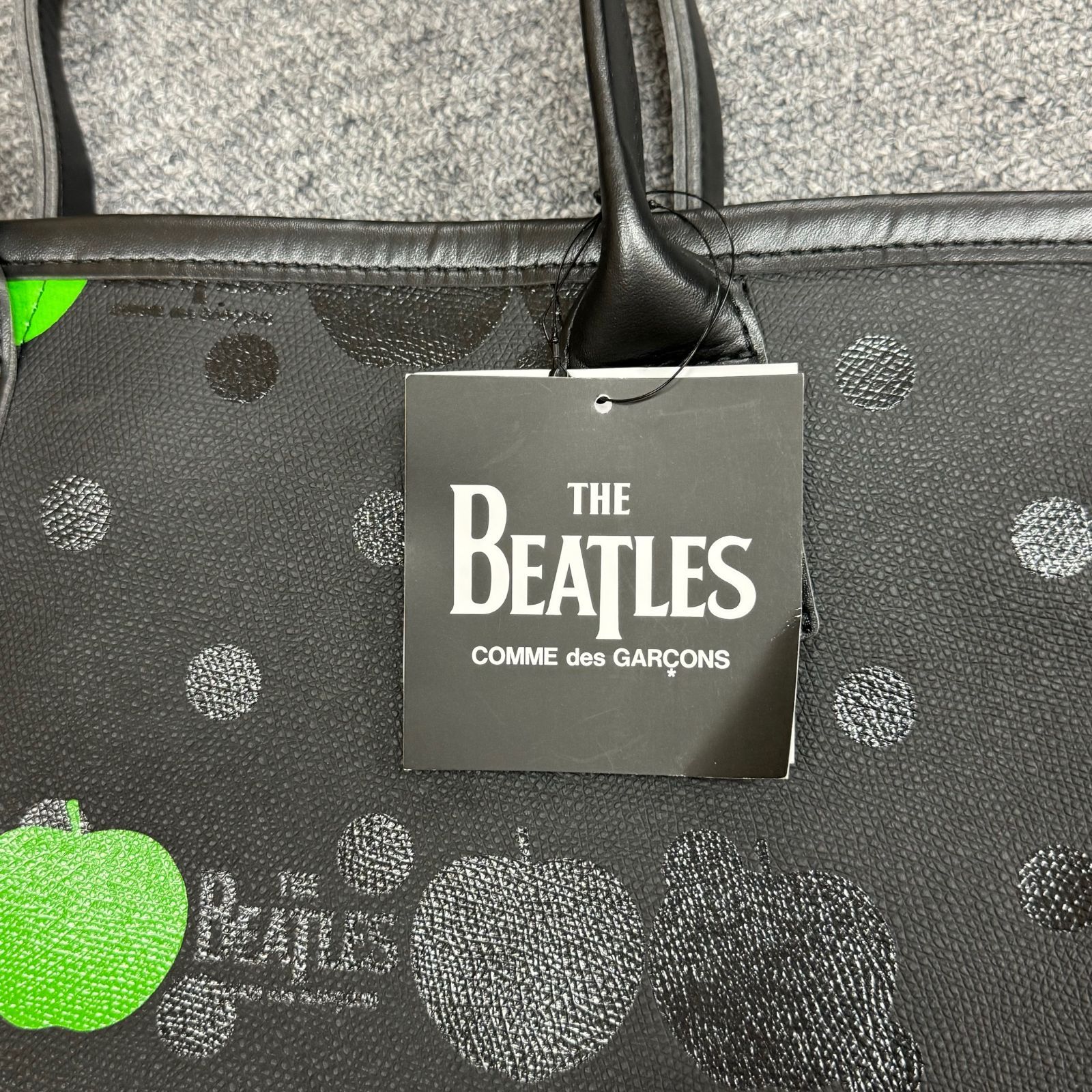 定価44000円 新品 THE BEATLES COMME des GARCONS トートバッグ カバン 鞄 ビートルズコデギャルソン  VZ-K214-051-1-1 ブラック 64423A5 - メルカリ