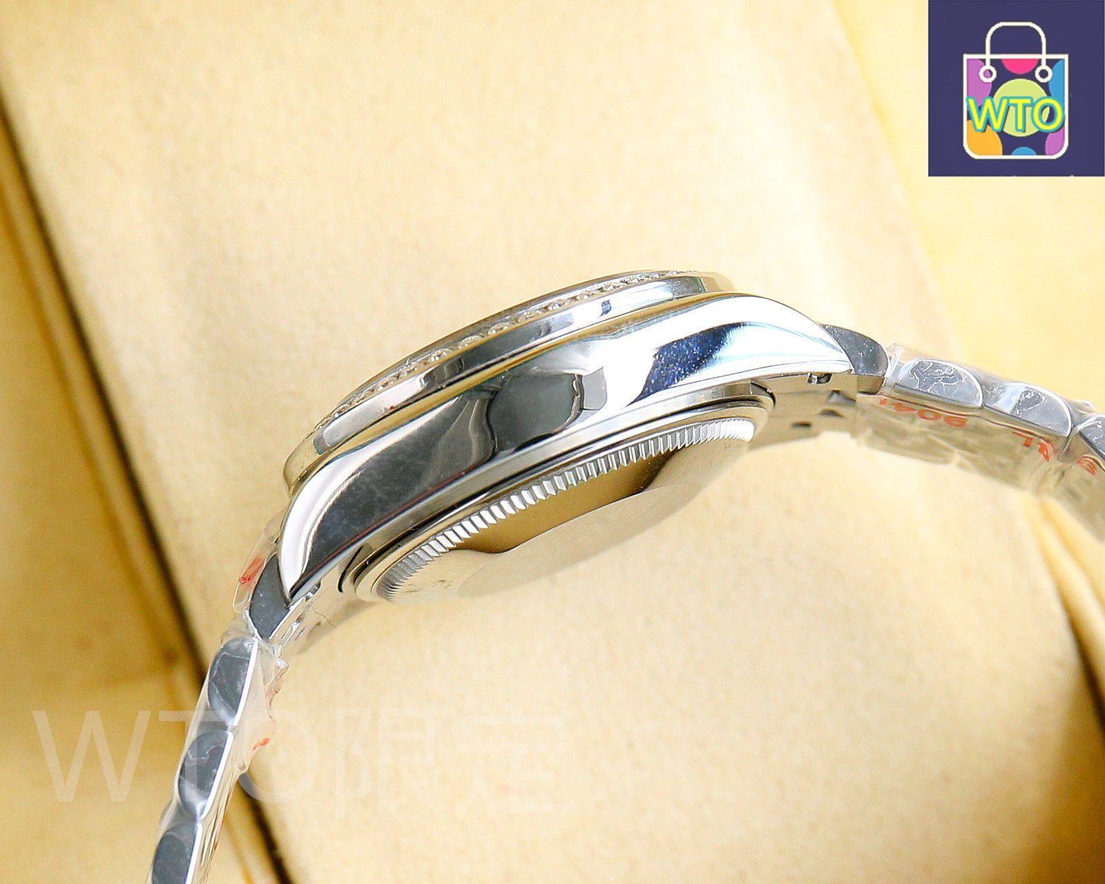 ローレックスの女性用腕時計は です