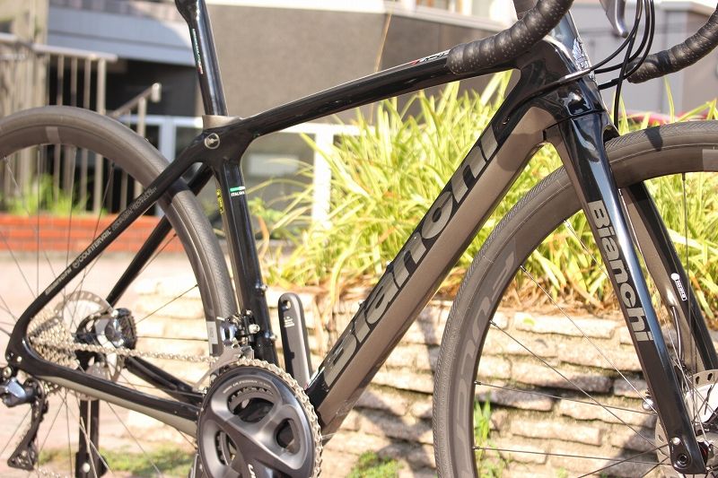 美品　BIANCHI INFINITO CV アルテグラ　11速 Bianchi Infinito CV - Ultegra 11sp - Bianchi.com