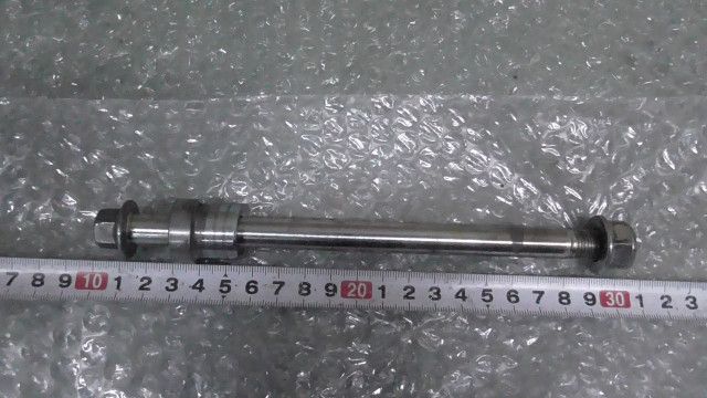 アブ カブ110 JA10-1015xxx の フロントアクスルシャフト:#1753758799