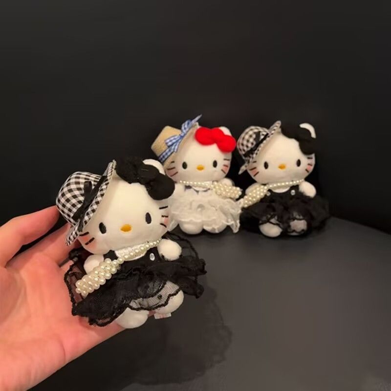 ハローキティ ぬいぐるみキーホルダー 可愛い 花嫁スカート 金属