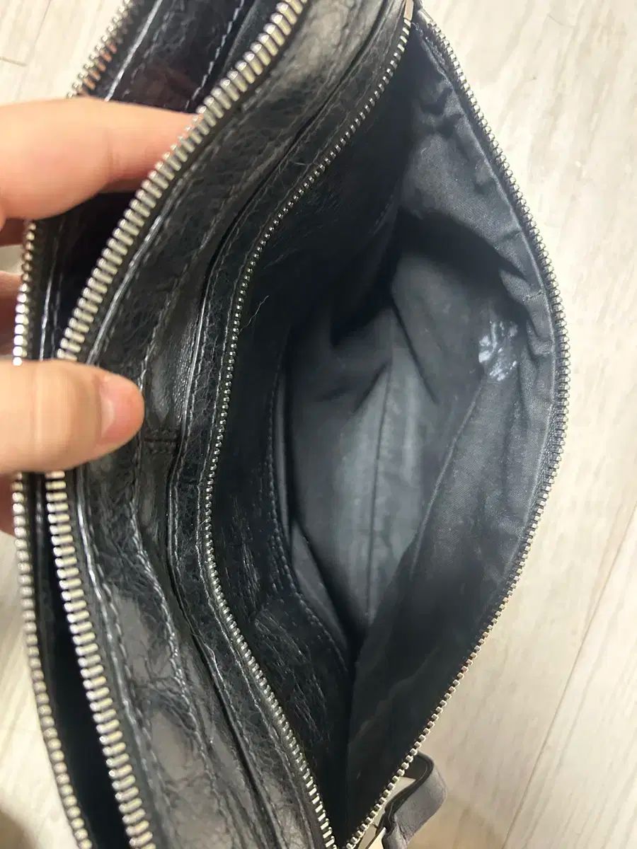 クラッチバッグ