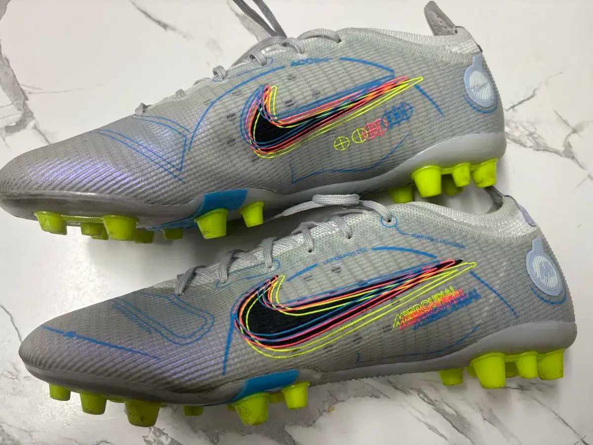 NIKE(ナイキ) マーキュリアル ヴェイパー 14 AG