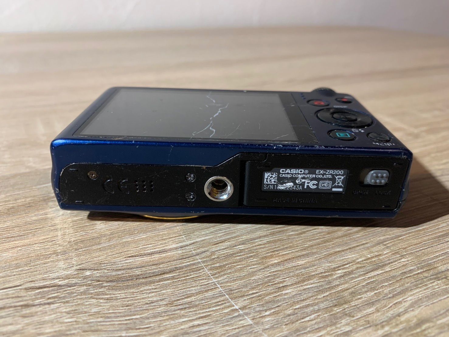 5923 Casio カシオ EXILIM EX-ZR200 ブルー ジャンク品 デジカメ