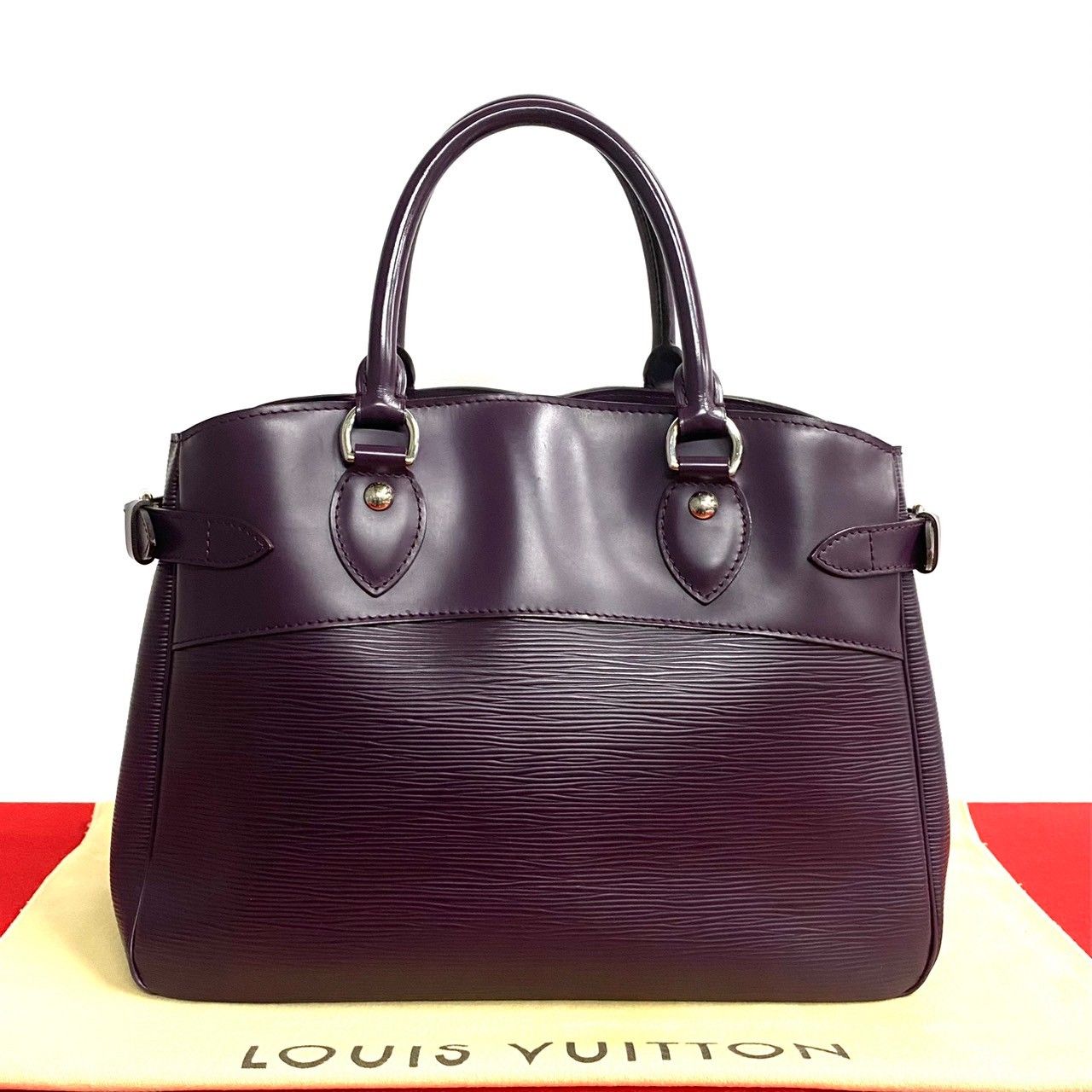 極 美品 LOUIS VUITTON ルイヴィトン パッシィ PM エピ レザー 本革