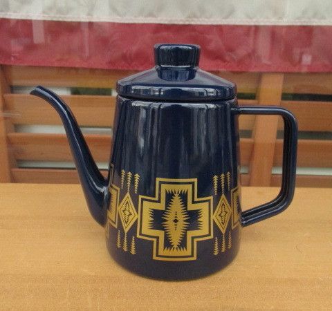 ポット×１ マグカップ×２