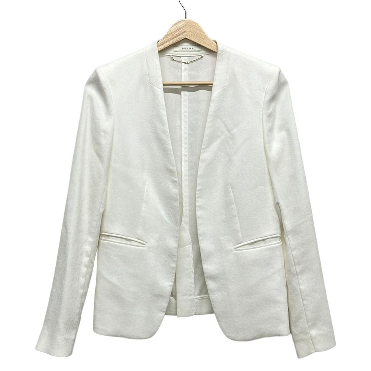美品！卒業式・入学式　ベイジ　BEIGE, ジャケット　春　Mサイズ BEIGE(ベイジ) ジャケット サイズ2 M レディース - 白 長袖/春